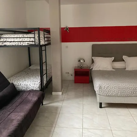 Bed & Breakfast De La Verrerie Les Adrets-de-l'Esterel