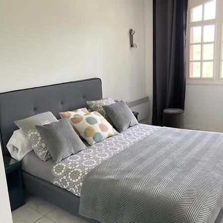 Bed & Breakfast De La Verrerie 3*
