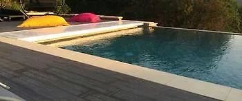 De La Verrerie Bed & Breakfast Les Adrets-de-l'Esterel