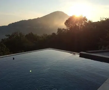 De La Verrerie Bed & Breakfast 3*
